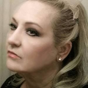 Meet your Posher, Lynn